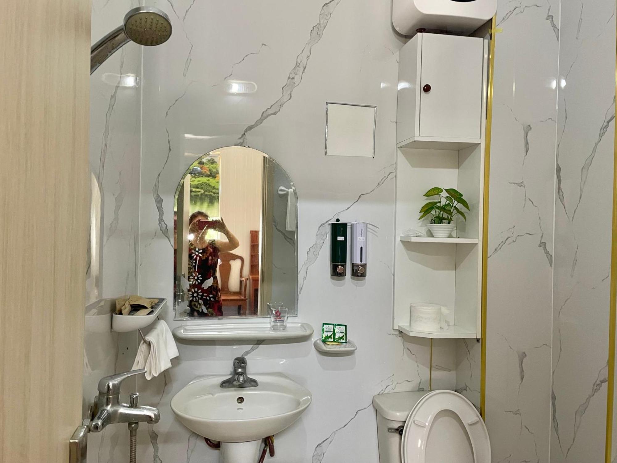 Bach Dai Dung Hotel Hà Tĩnh Eksteriør billede